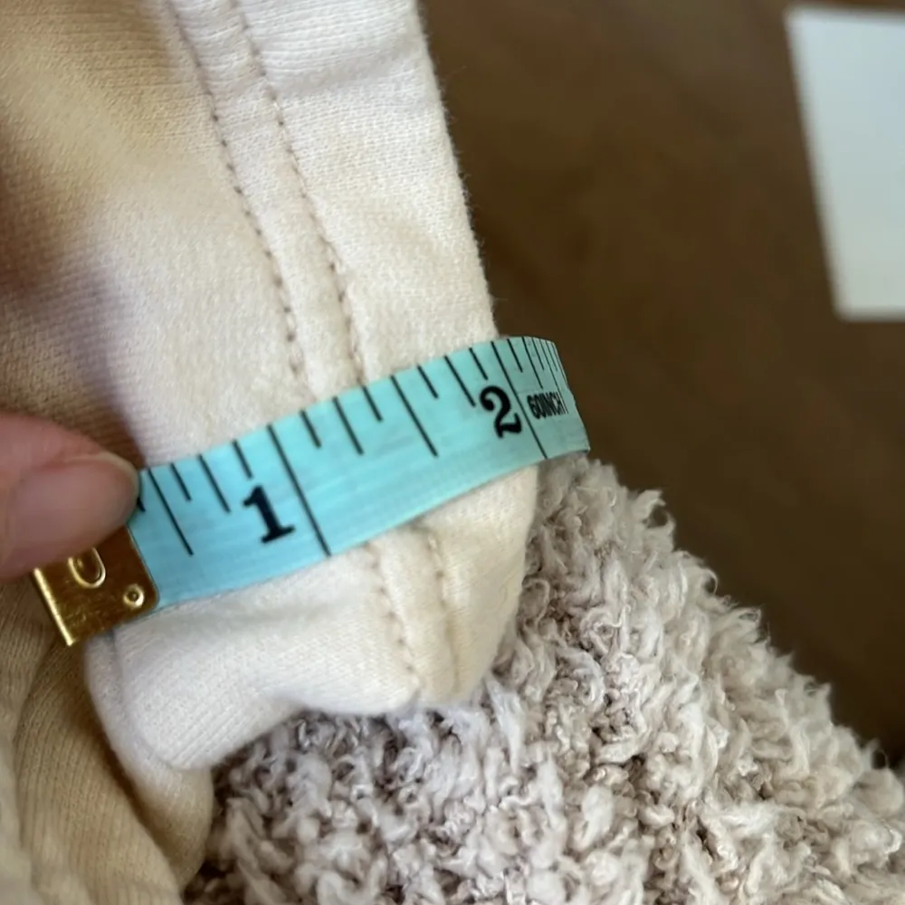 Roxy Surfing By Moonlight Elastic Waist lounge Shorts size M - Image 6