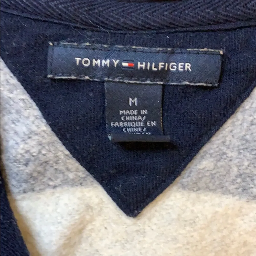 Tommy Hilfiger Button Up Sweater SZ M - Image 3