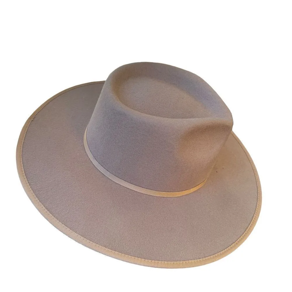 OLIVE & PIQUE BILLIE RANCHER Beige NWT Tan - Image 2