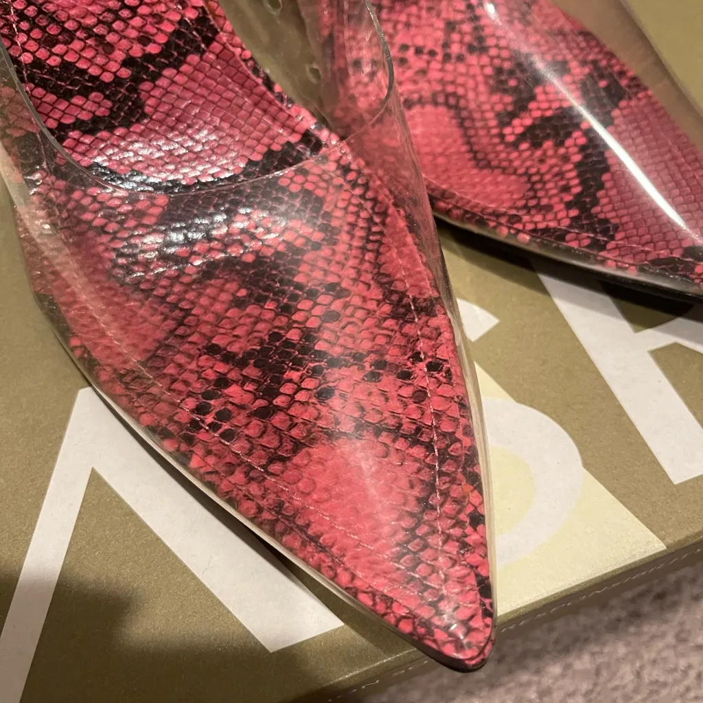 NWOT CAPE ROBBIN CLEAR  TRANSPARENT PINK SNAKE PUMPS 9 - Image 10