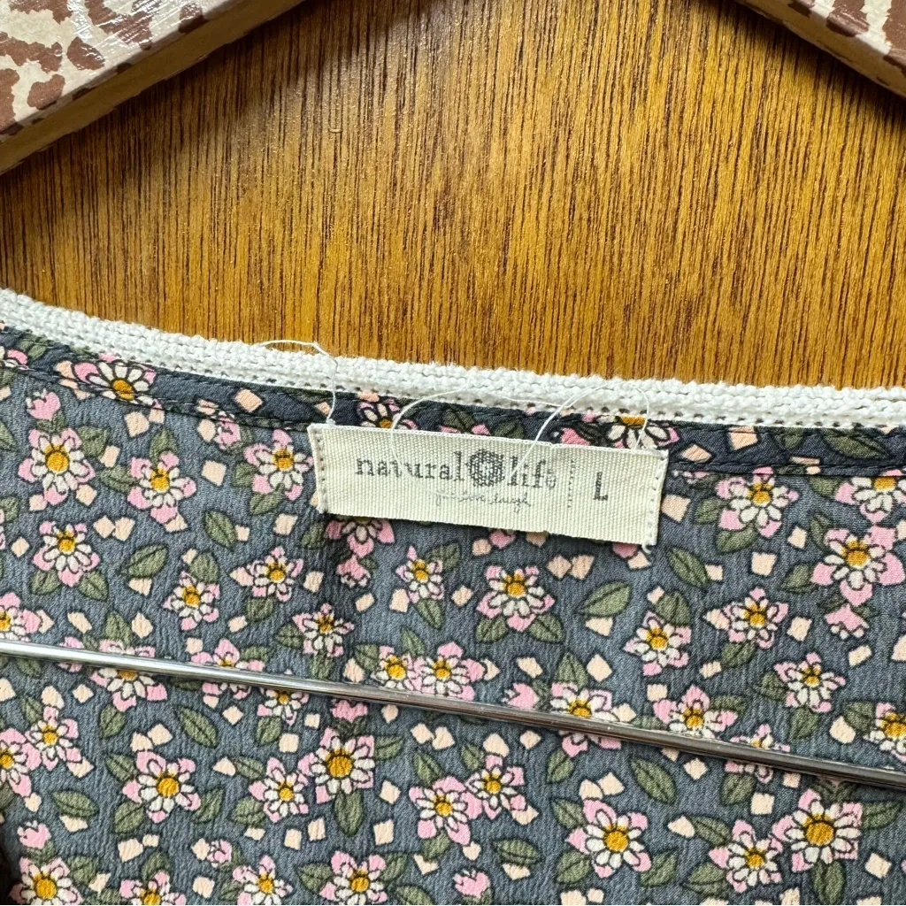 Natural Life Juliette Short Sleeve Midi Maxi Ditsy Floral Dress Gray Large - Image 5