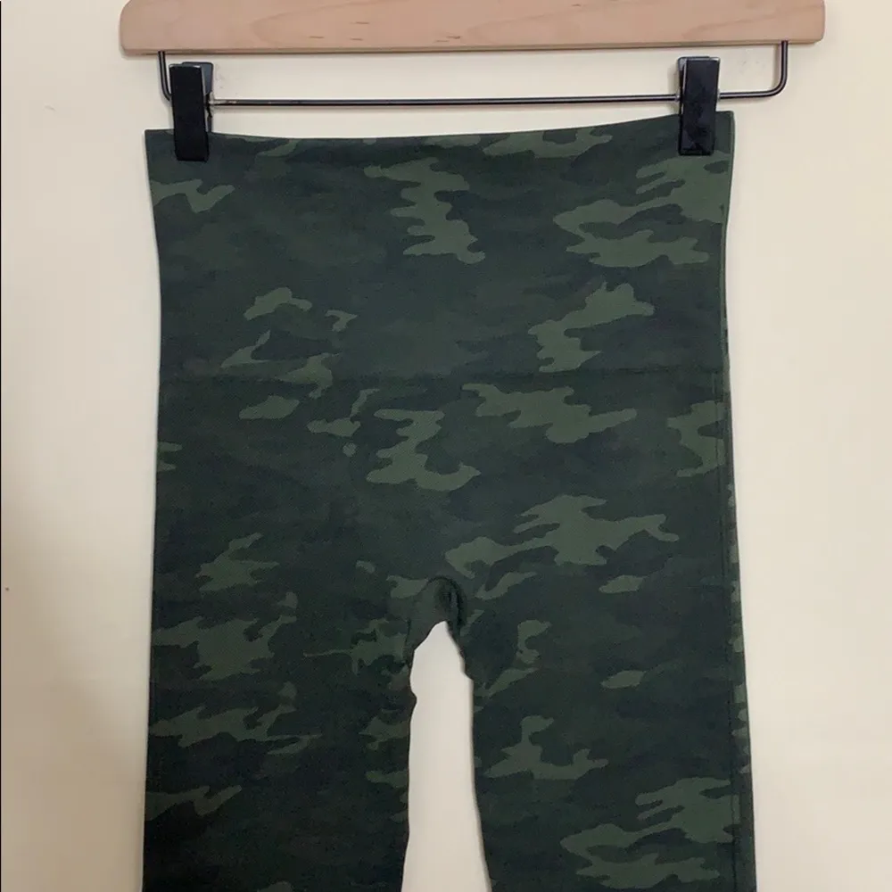 spanx • look at me now camo seamless leggings - Image 84