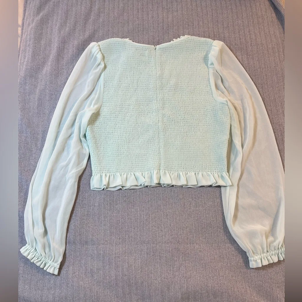 Aritzia Wilfred smocked chiffon blouse‎ size Large - light blue mint - Image 4