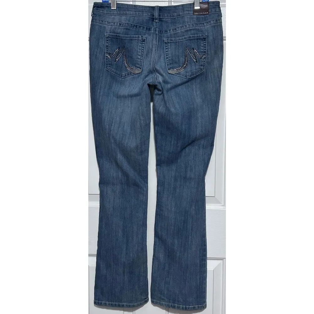 Maurices Women's Mid Rise Flared Leg Jeans Size 10‎ Long - Image 2