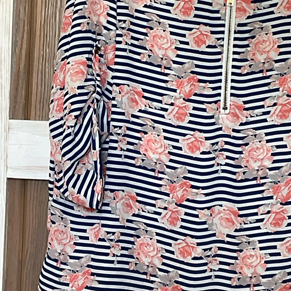 Wishful Park Striped Floral Blouse with Zipper. P2P 23 Length 25.5 SIZE XL EUC - Image 4