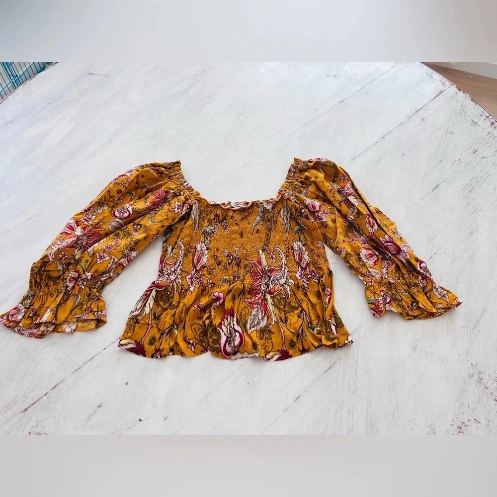 Anthropologie Conditions Apply Smocked Sweetheart Blouse Size Medium NWOT - Image 3