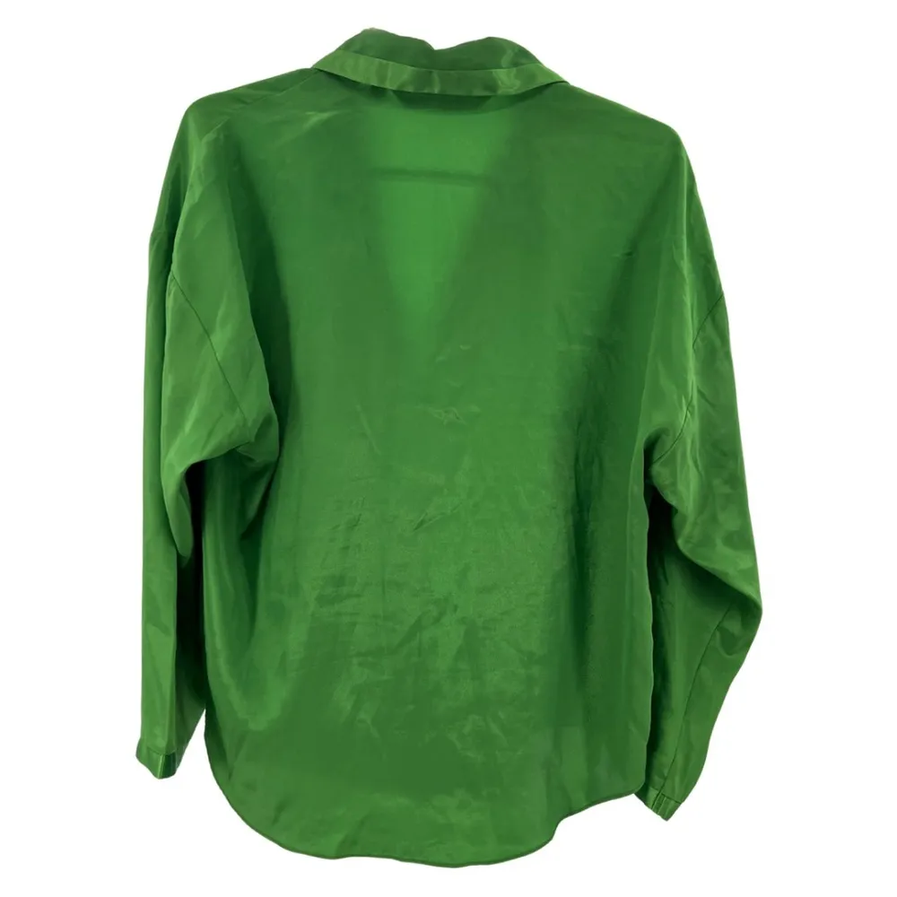 Victoria’s Secret kelly green silky S pajama top sleep casual long sleeve button - Image 2