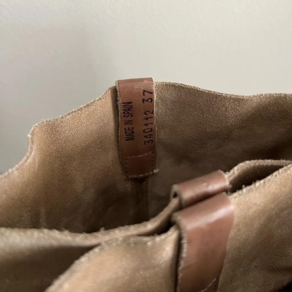 N.D.C. Made by Hand Suede Ankle Boots Beige Sand Western Braided Pull Tab Tan Size 7 - Image 6