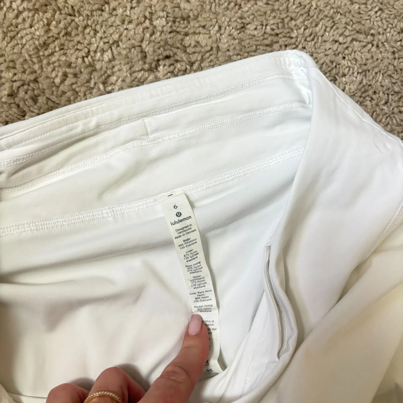 Lululemon Peek Pleat HR Tennis Skirt White Sie 6 - Image 5