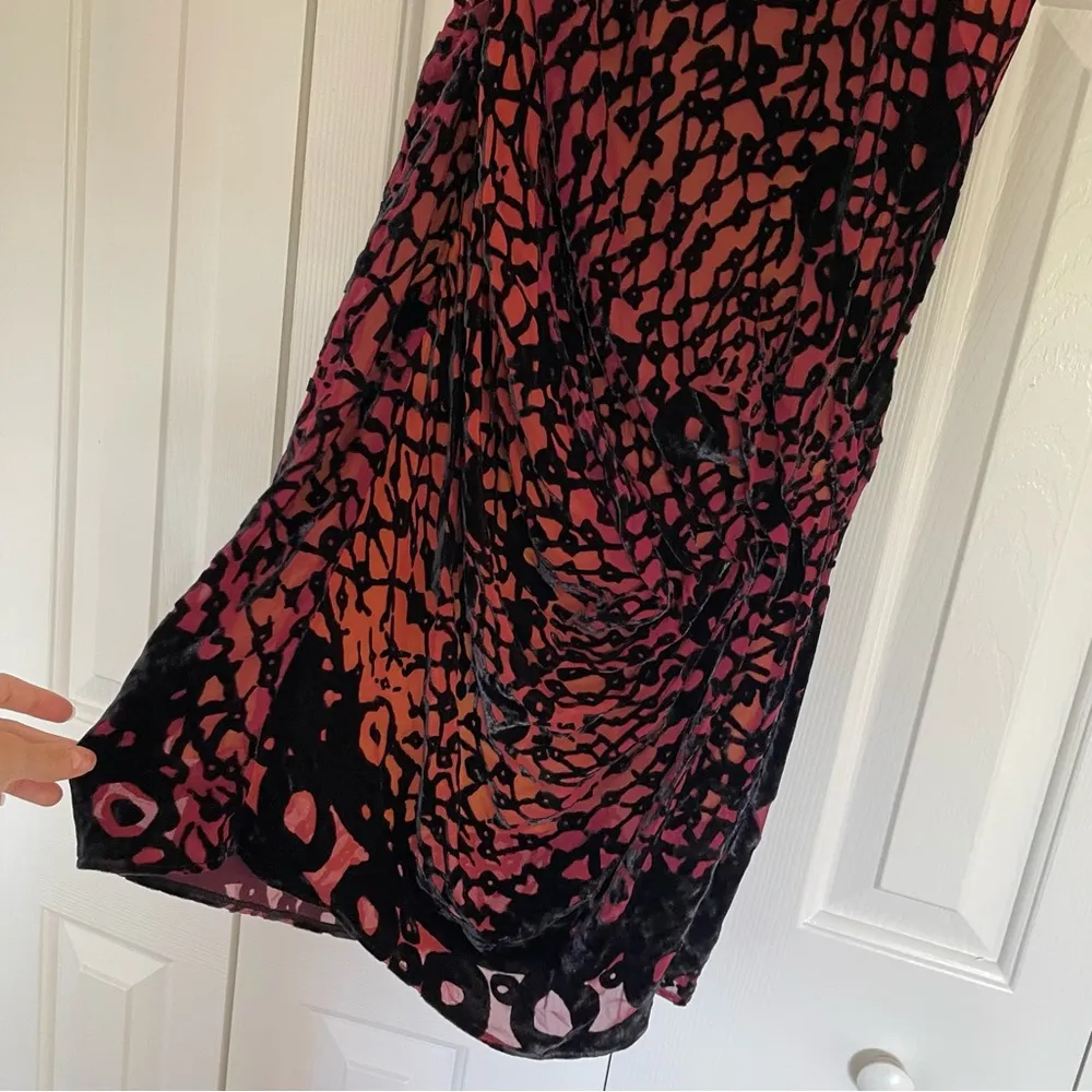 Diane Von Furstenberg Silk Velvet Burnout Mini Wrap Gathered Dress Sz 6 - Image 12