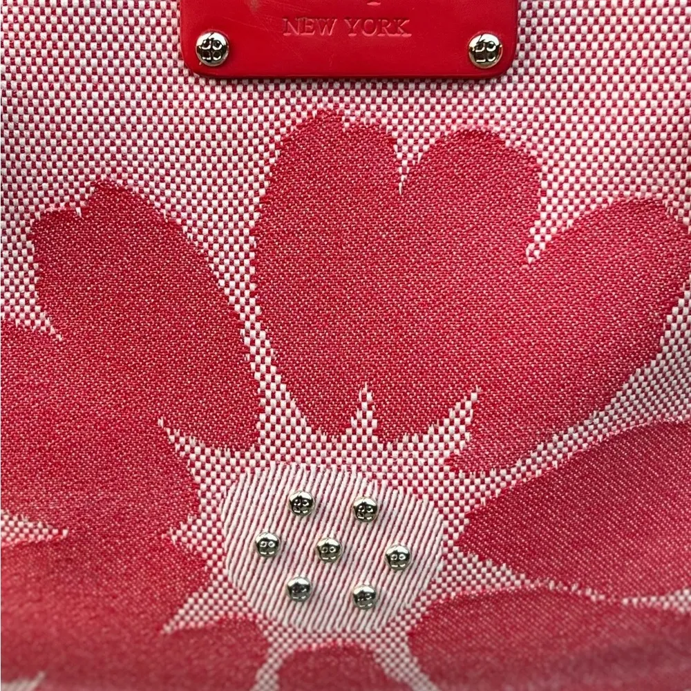 *Vintage Very Rare* Floral Kate Spade Canvas Handbag with Rope Straps in Red. - Image 3