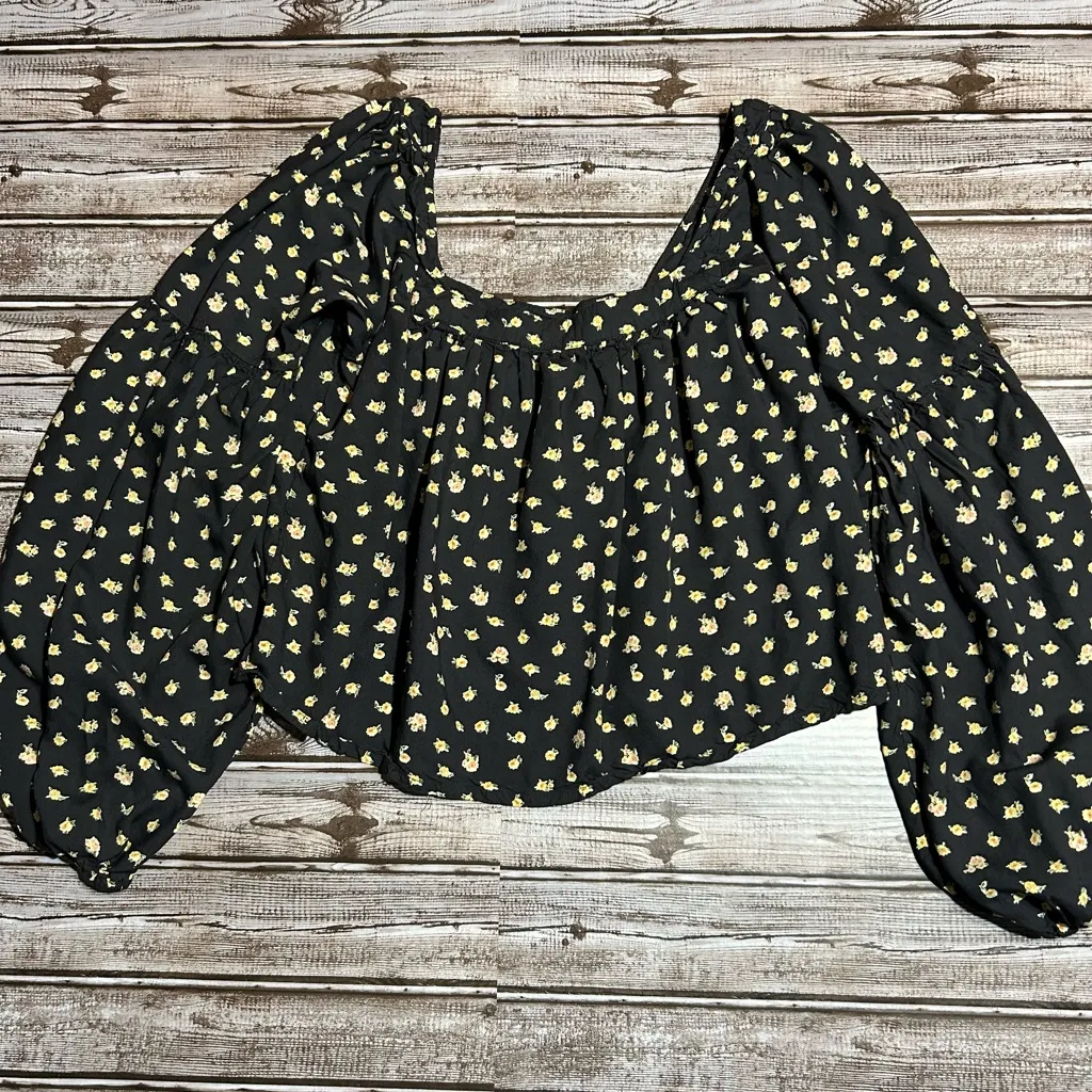 Billabong  Black and Cream Floral Blouse - Image 4