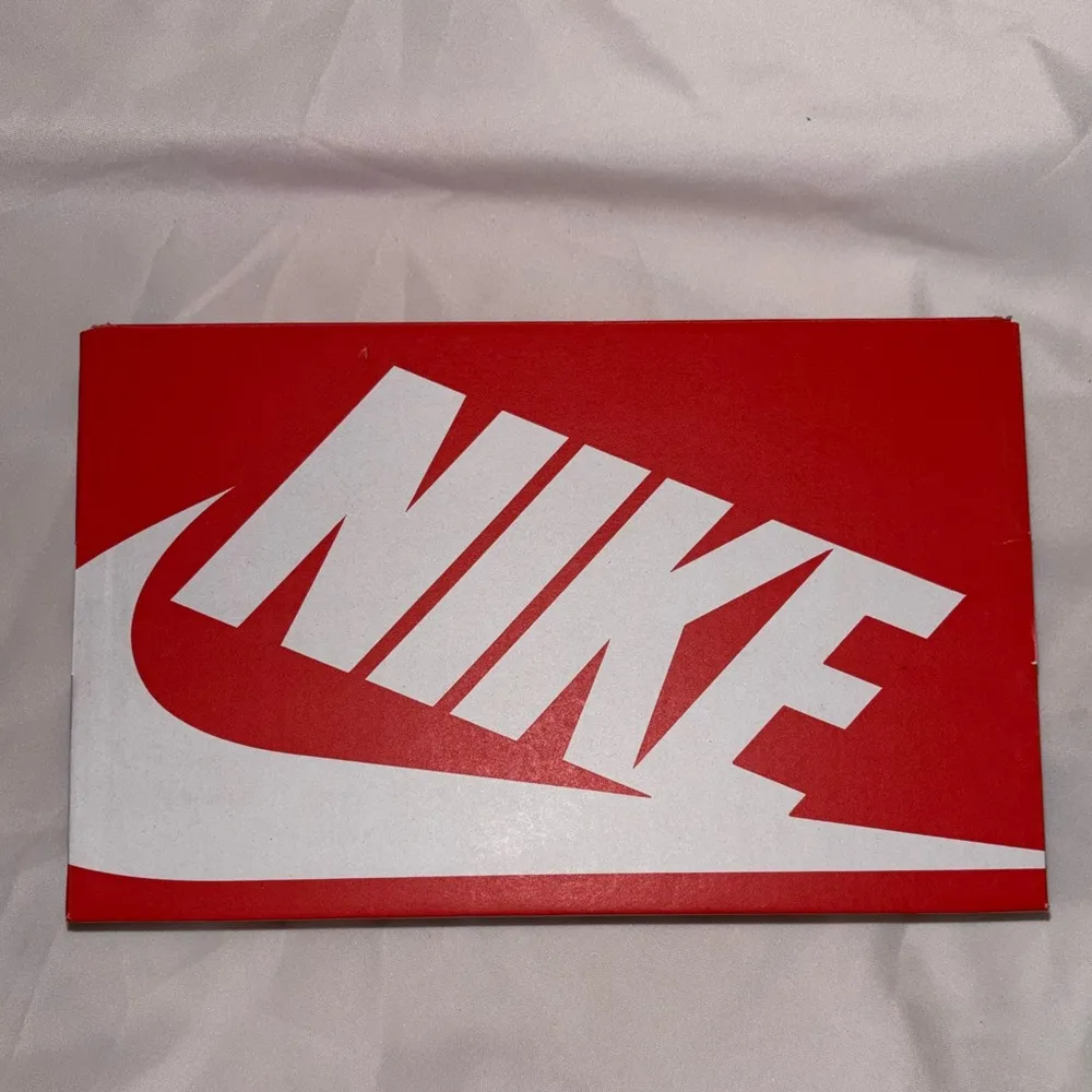 Nike Dunk Low Size: 7 - Image 11