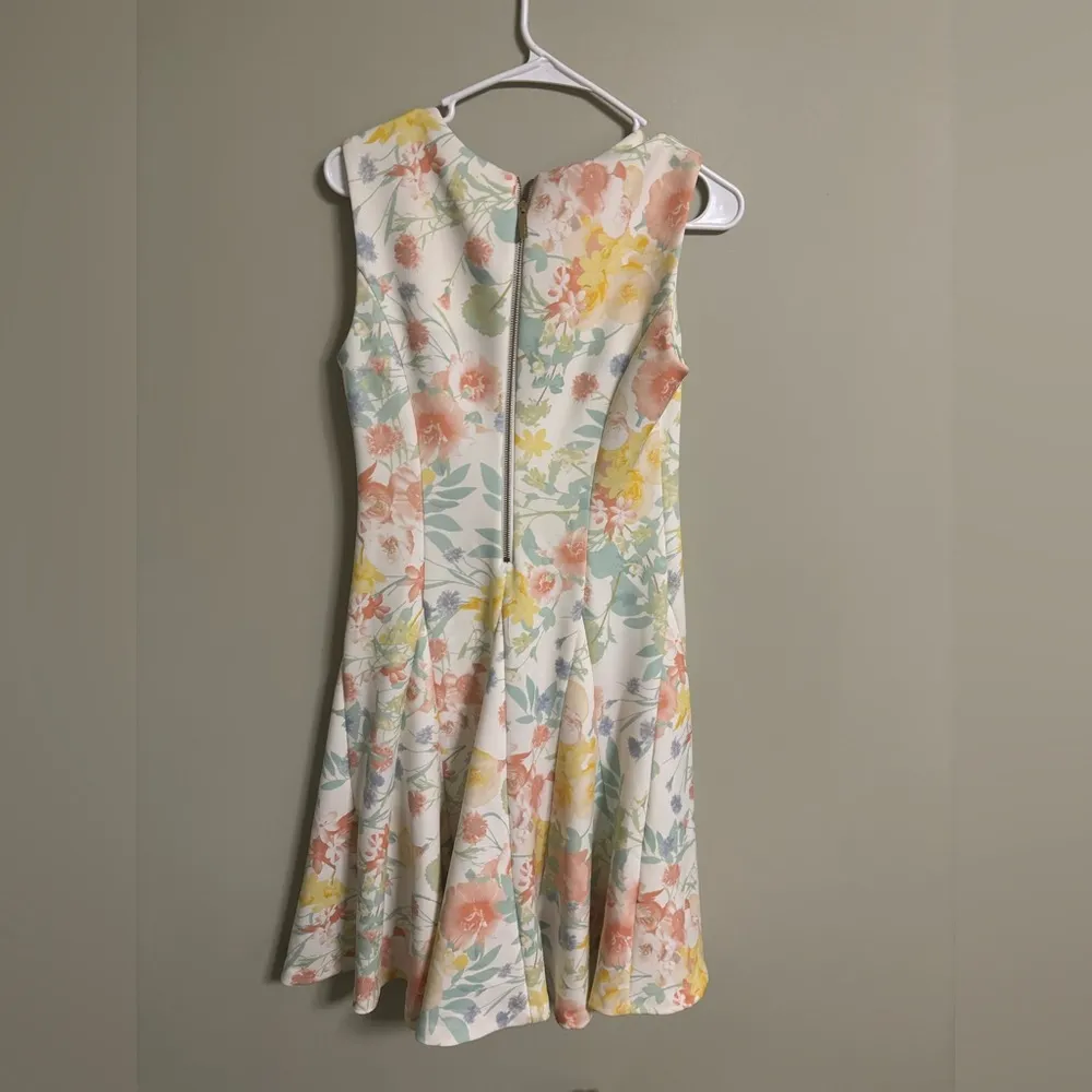 Calvin Klein White Floral Crew Fit&Flare Sheath Party Spring Easter Dress Size 4 - Image 2