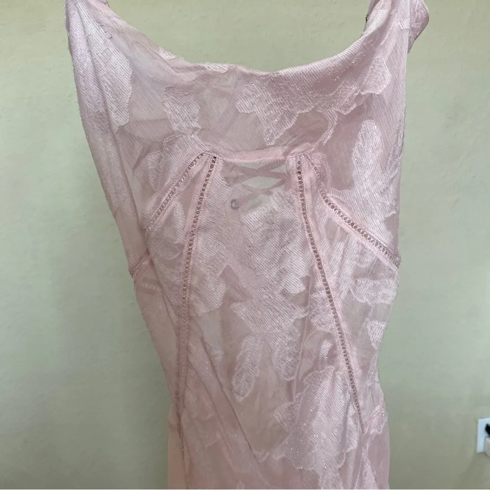 House‎ of Cb 'Seren' Soft Pink Floral Lace Back Maxi Dress NWOT size S - Image 5