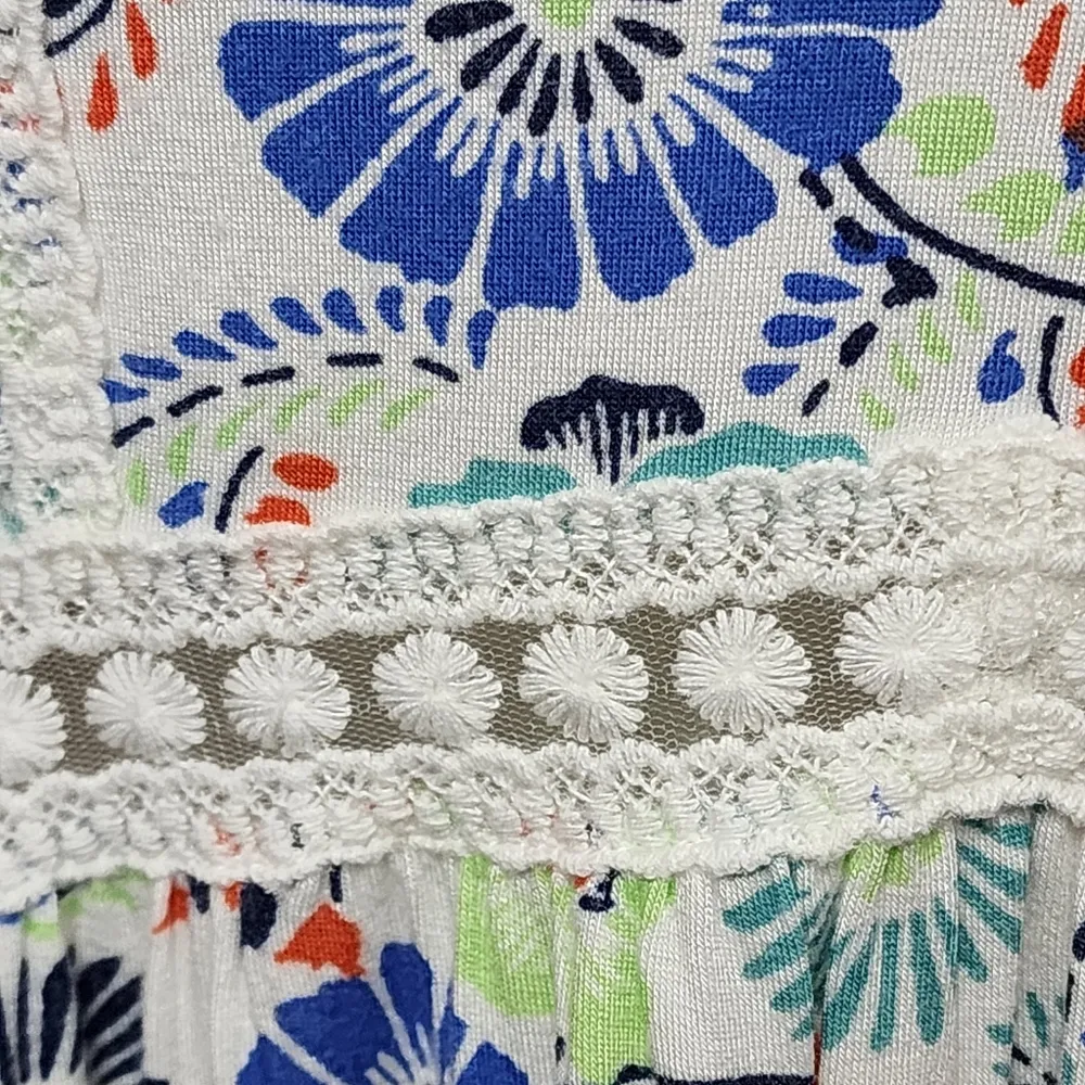 Red Camel Blue & White Floral Cochet Detail Bell Sleeve Knit Top Size Medium - Image 4