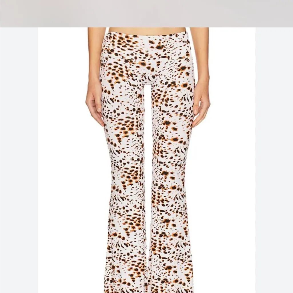 Indah Brown and White Patterned Flare Pants - Image 3