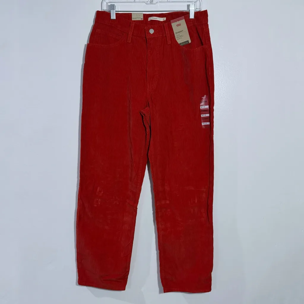 NWT Levi's Women's 94 Baggy Red High Rise Corduroys Size‎ 30 x 31 - Image 2