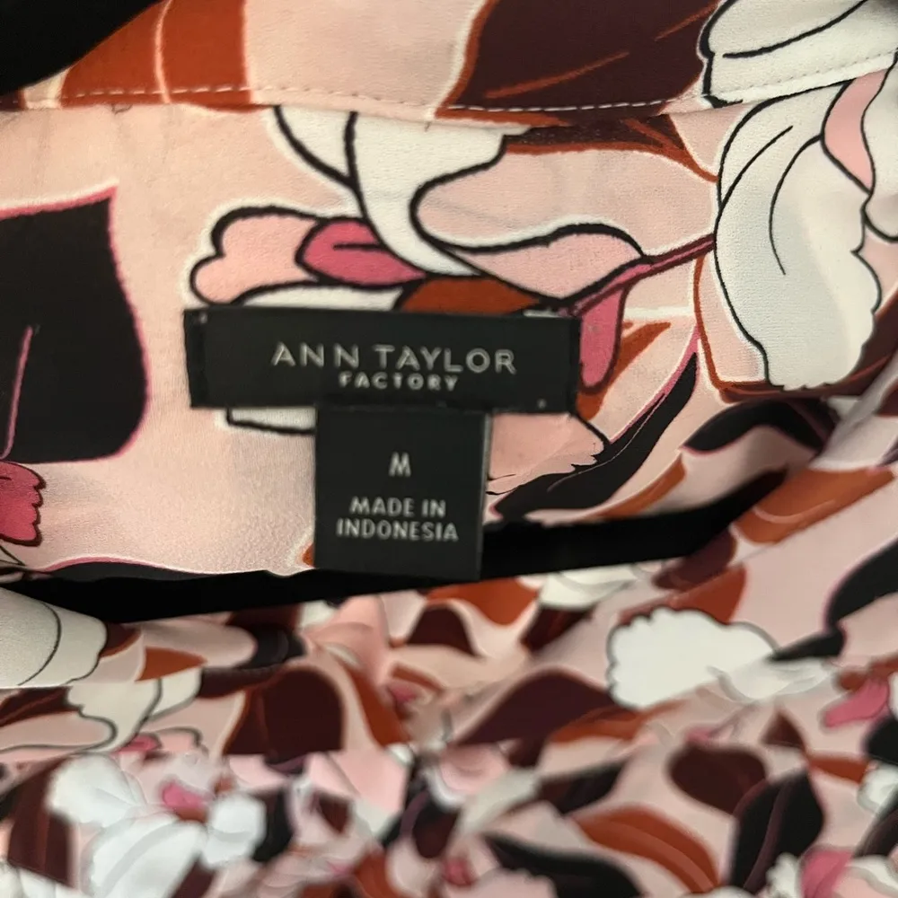 Ann Taylor Floral Blouse - Image 3