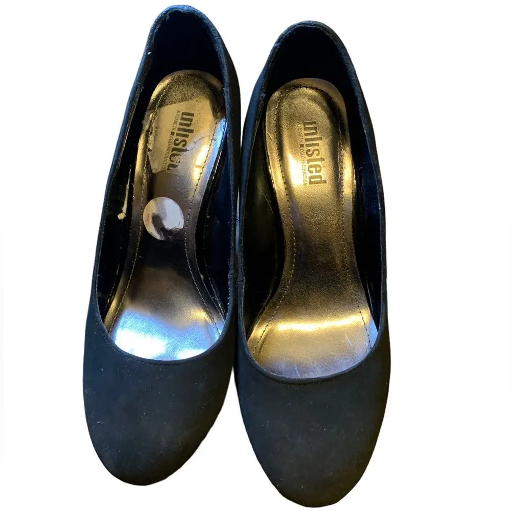 Unlisted by Kenneth Cole Women's Closed Toe Heels. EUC - Image 2