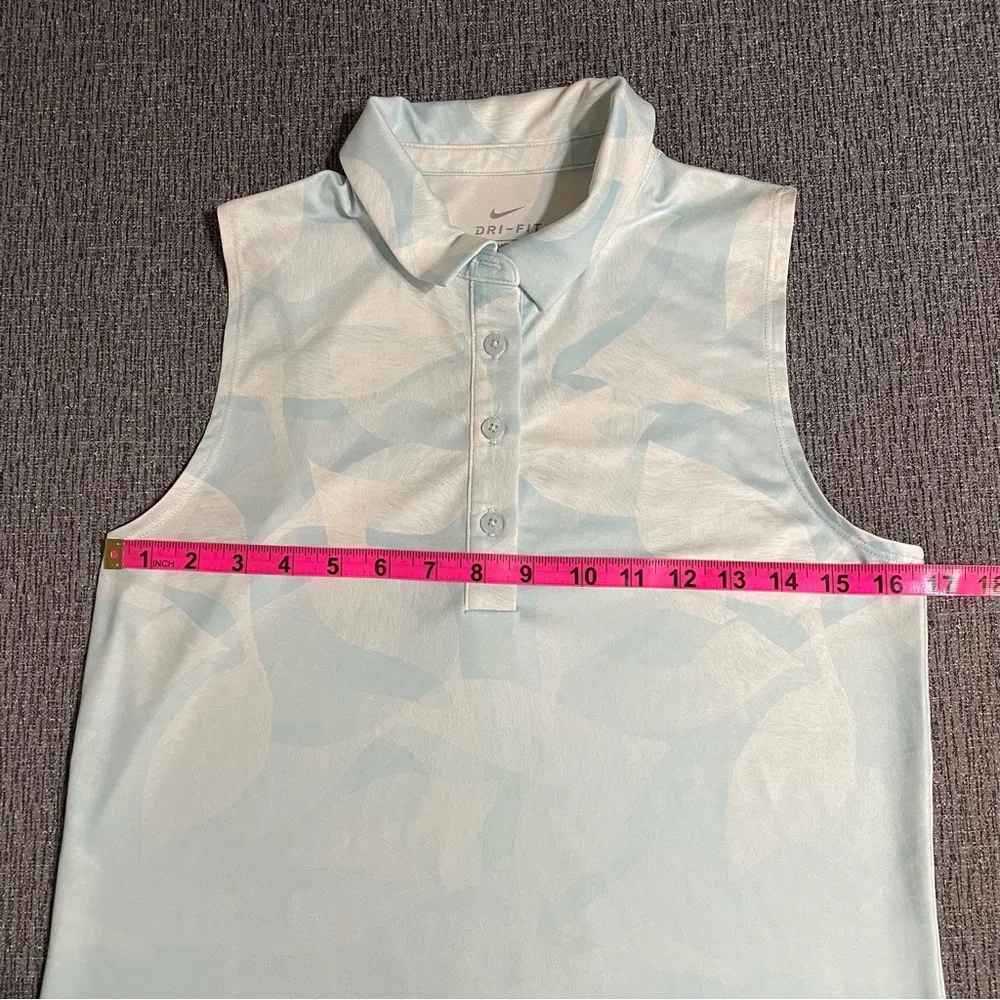Nike Women’s Sleeveless Top - Image 12