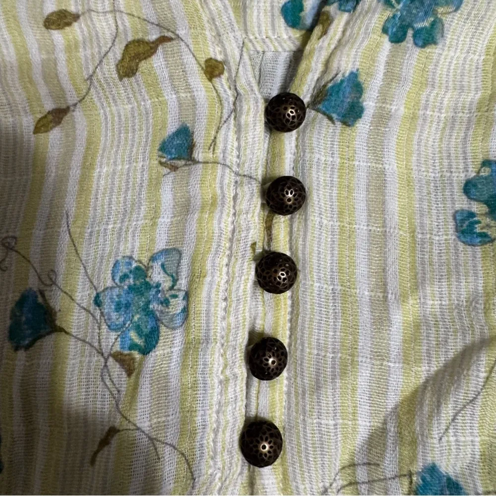 Beach Lunch Lounge Women’s Yellow Floral Top - Image 5