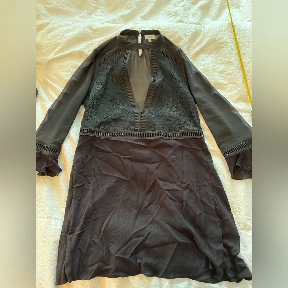 size small black wide sleeve dress - Image 15