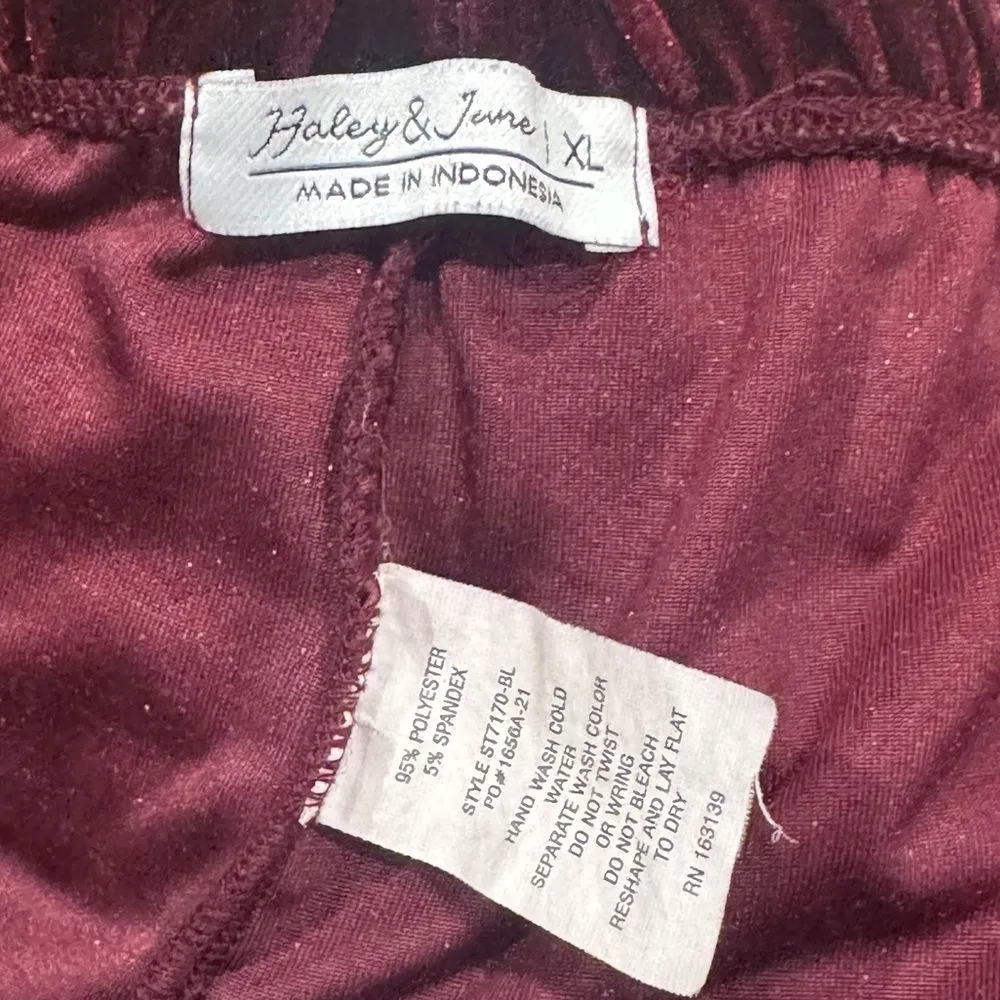 Haley & June Dark Red Wine Velvet Velour Retro Short Shorts Women’s XL - Image 2