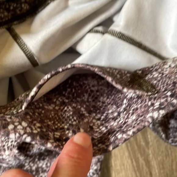 Fabletics Woman‎ Small Powerhold Brown Snake Skin Print Leggings Yoga - Image 6