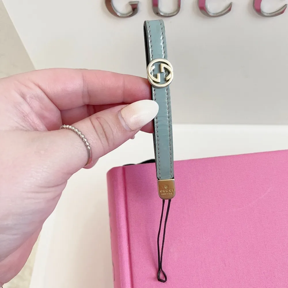 Authentic Gucci Tiffany Blue Patent Leather GG Logo Lanyard / Keychain - Image 8