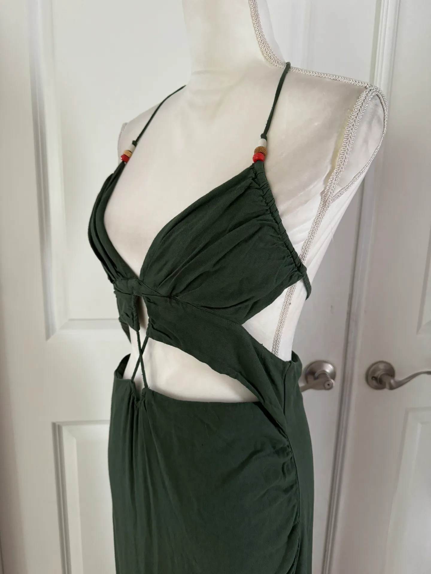 RUFFLED CUT OUT LINEN BLEND DRESS KHAKI - Image 7