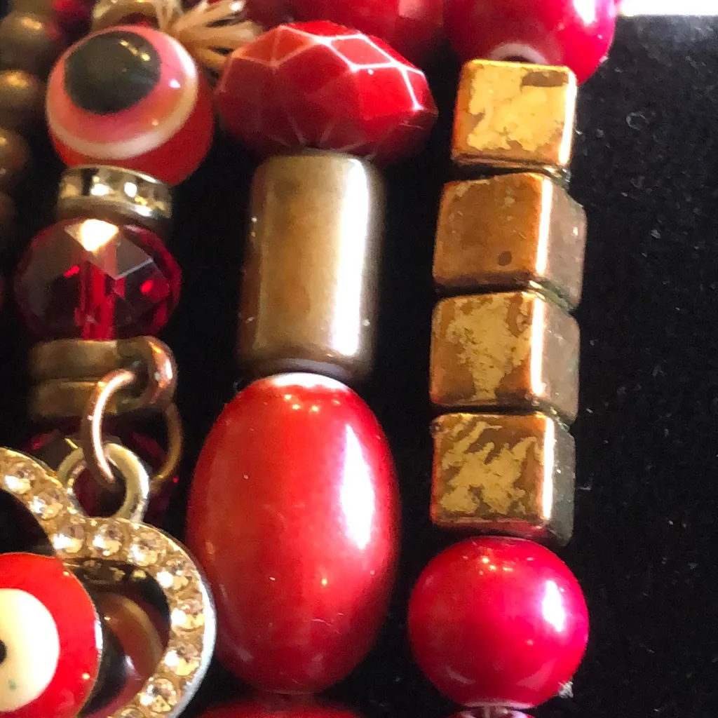 Red and Brass Tone Beaded Boho Evil Eye Bracelet Set - Image 4