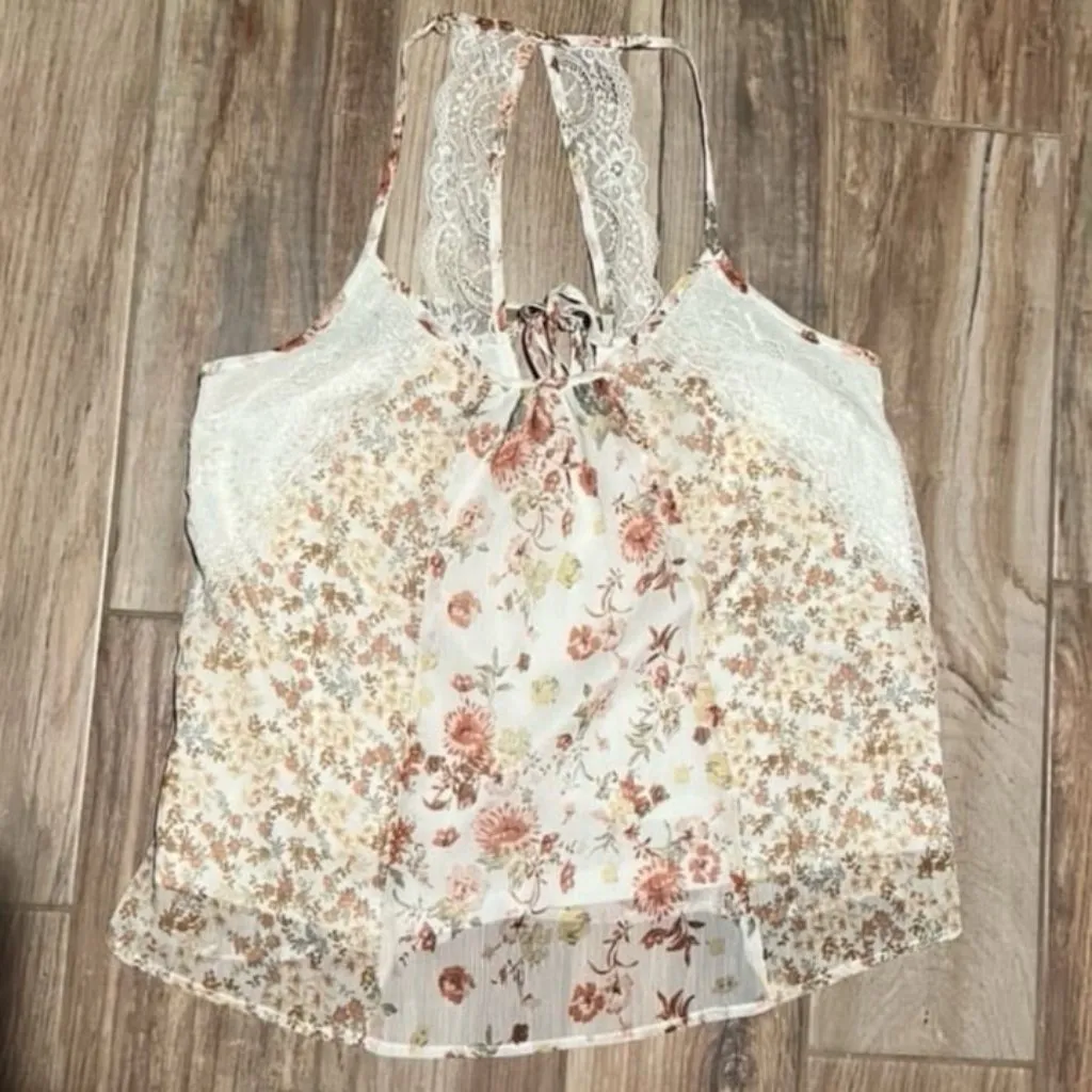 Miss Me Ladies Ivory Floral Cami with Lace Detail - Image 2