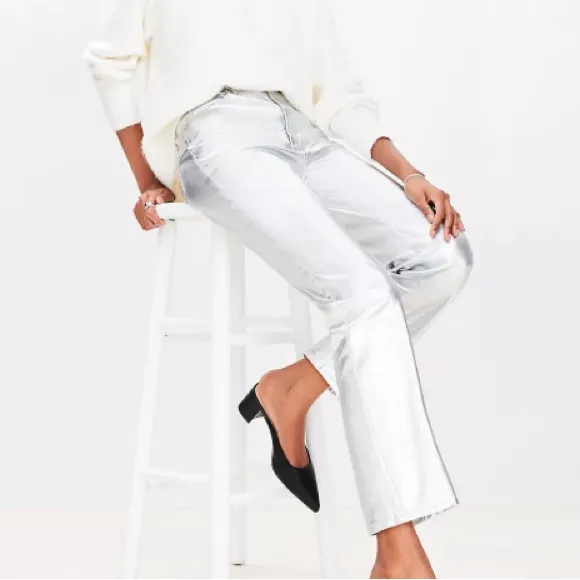 Ann Taylor Loft Silver Coated High Rise Straight Leg Jeans NEW 28 6 - Image 6