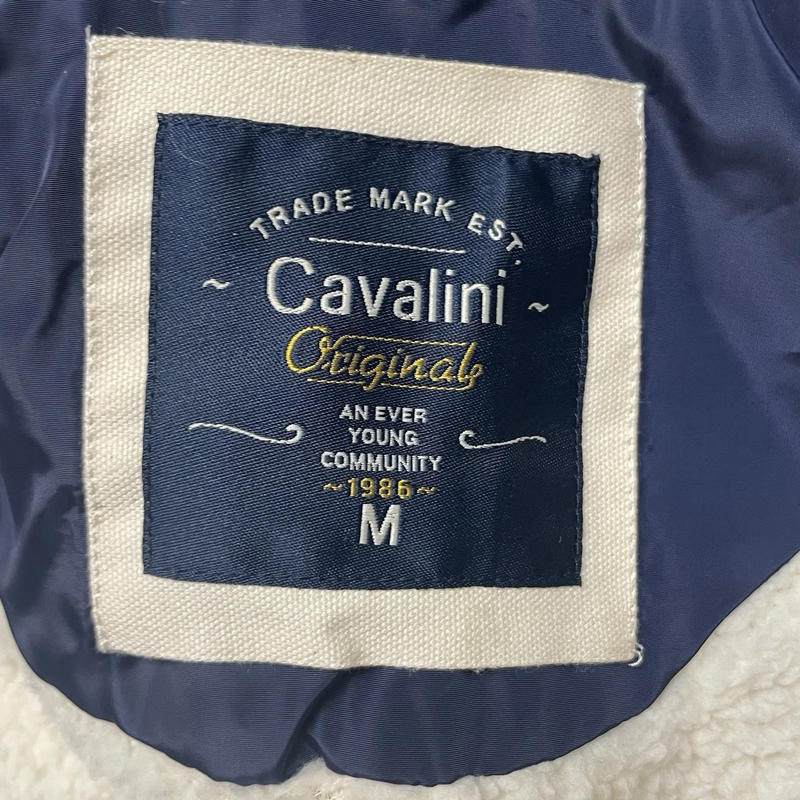 Cavalini Navy Quilted Sherpa Lined Vest Size M Minimalist Preppy Casual Basic - Image 6