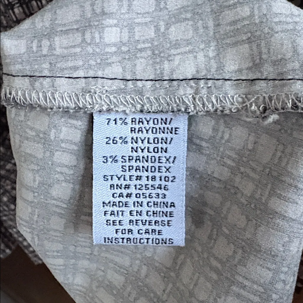 EUC Habitat Power Stretch Swing Jacket Top Size Large - Image 6