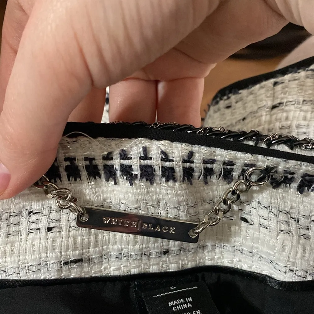 White House Black Market novelty tweed chain decor shimmer lady jacket size 6 - Image 11