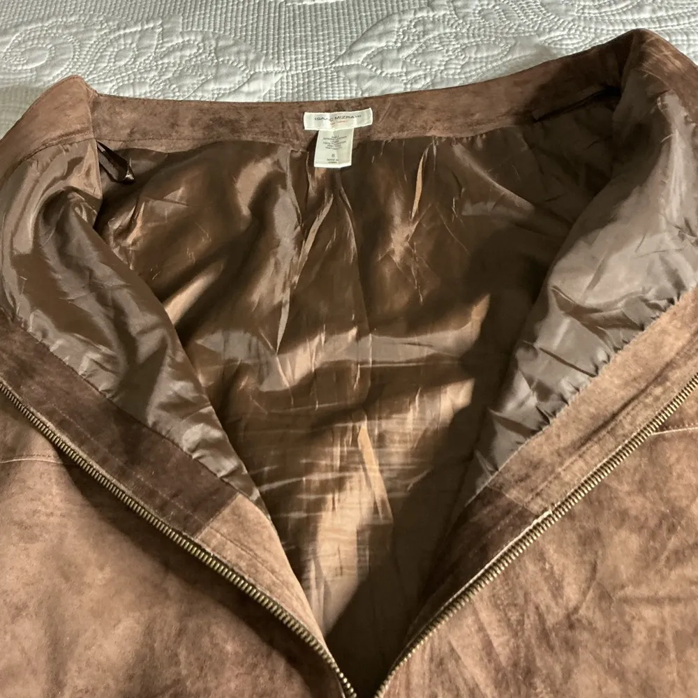 Y2k 90,S vintage Isaac Mizrahi Taupe Leather Jacket size 8 - Image 8