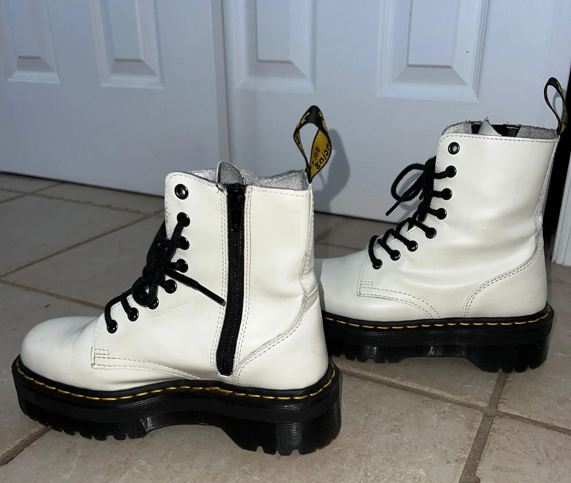 Dr. Martens Jadon Boot - Image 3