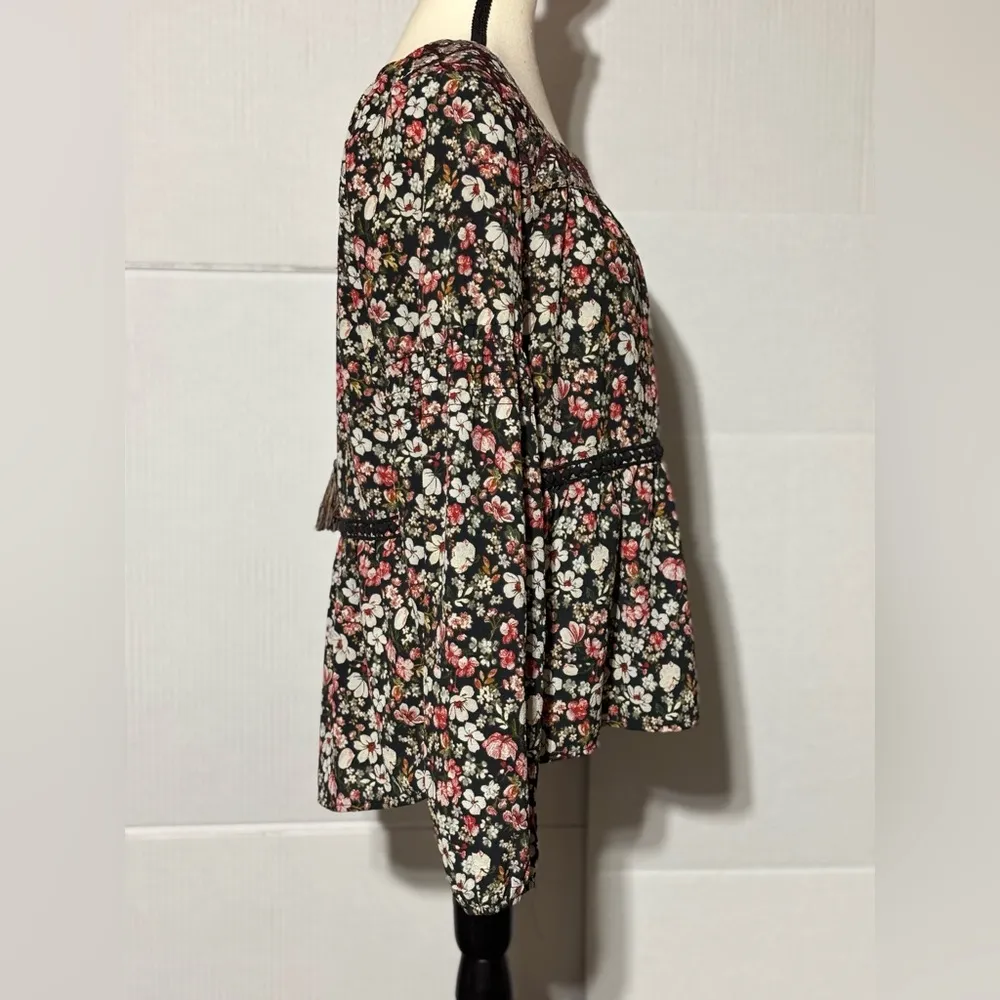 Knox Rose Floral Boho Top Sz M cute tie in the back High/low 23”/25” 18”p2p - Image 6