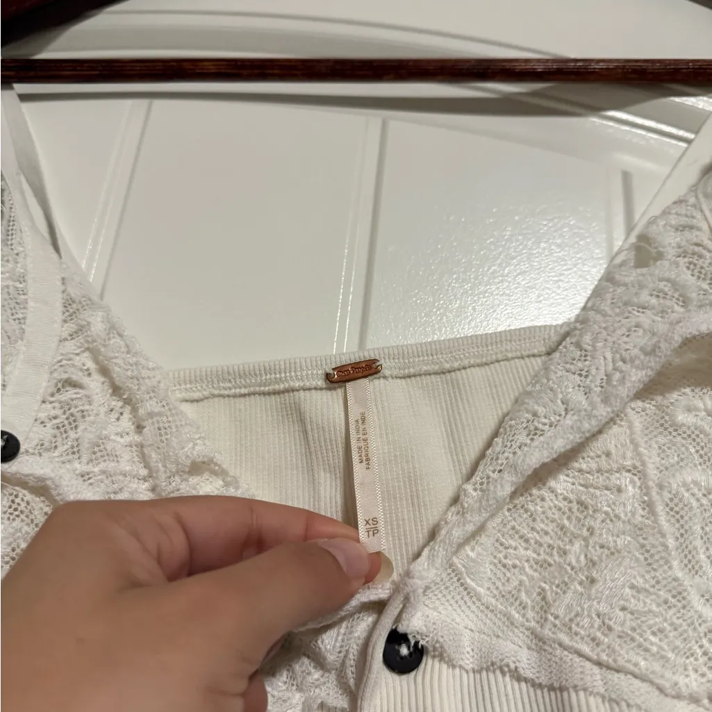 Free People  White Lace top - Image 7