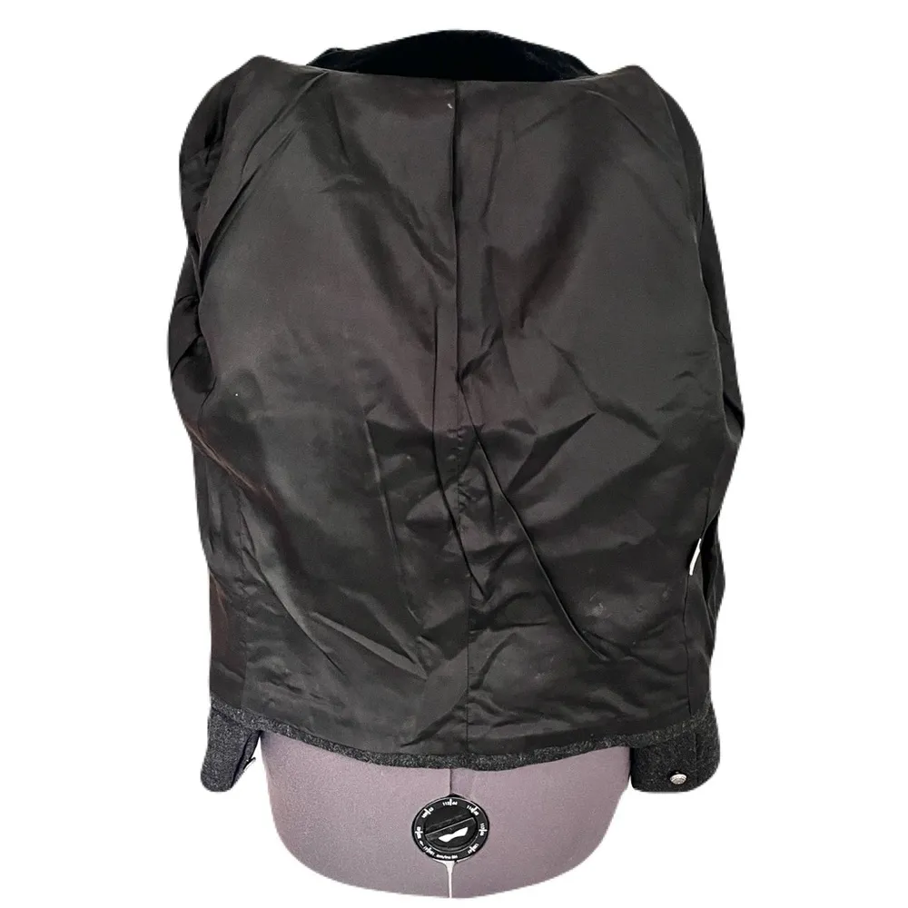 Vintage Lord & Taylor Grey 100% Wool Military Equestrian Blazer, Size 10 Gray - Image 3