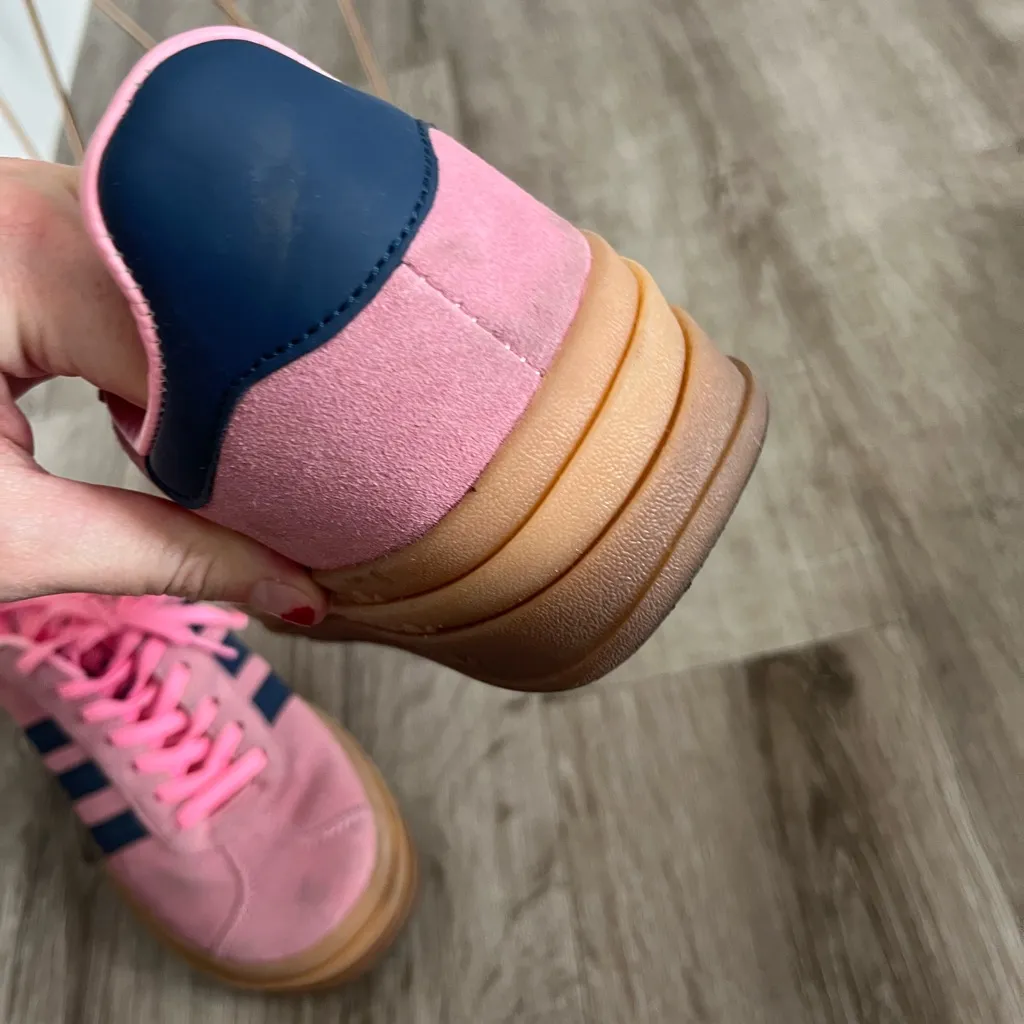 Adidas, Women’s ‘Gazelle Bold’ Platform Sneaker - True Pink, Green, White Size 9 - Image 10