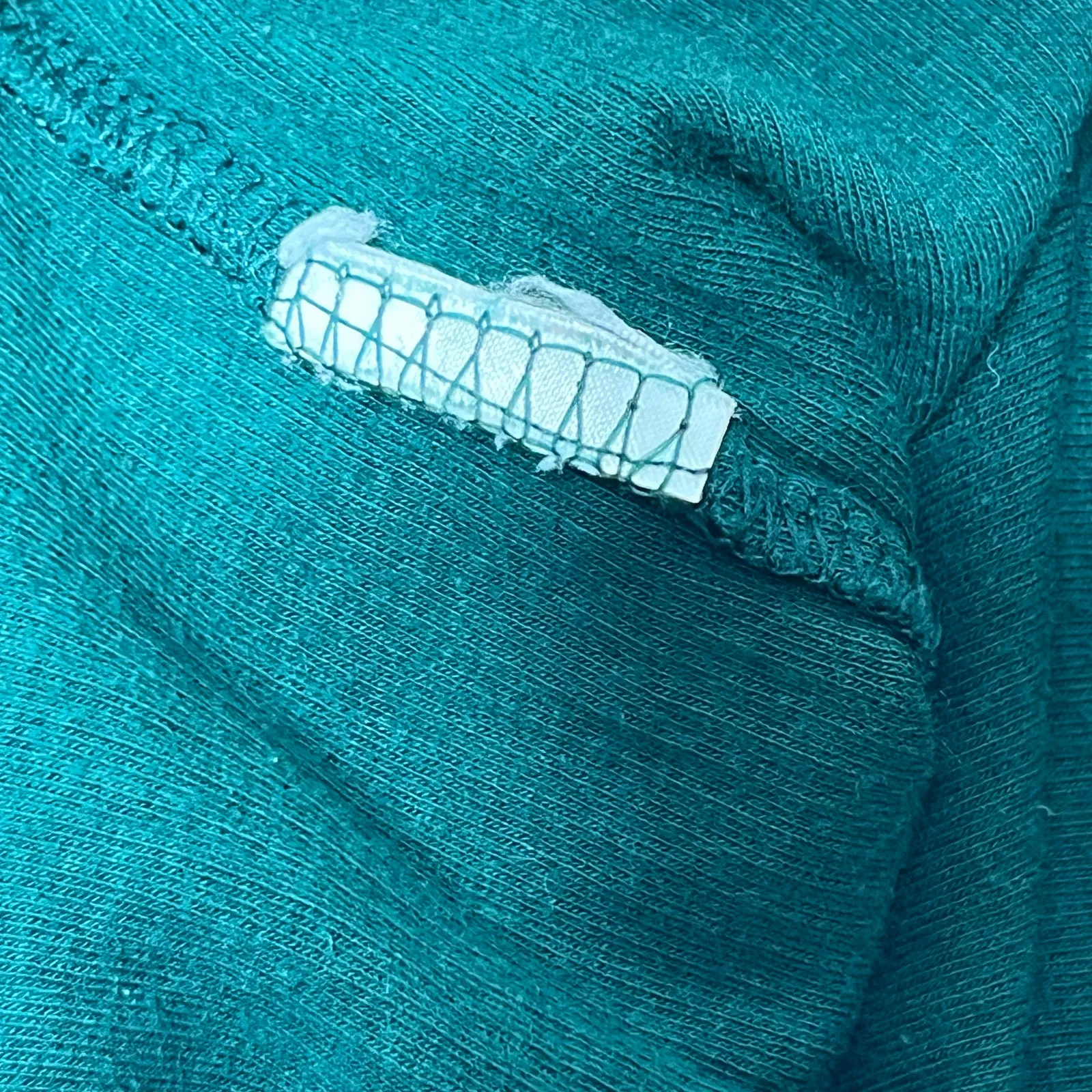 Love by Gap Green Long Sleeve  Henley Tee Shirt Medium - Image 5