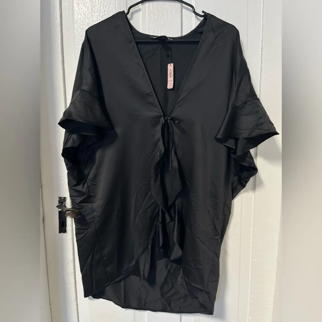 NWT Victoria’s Secret Love Black tie ruffle front robe one size - Image 2