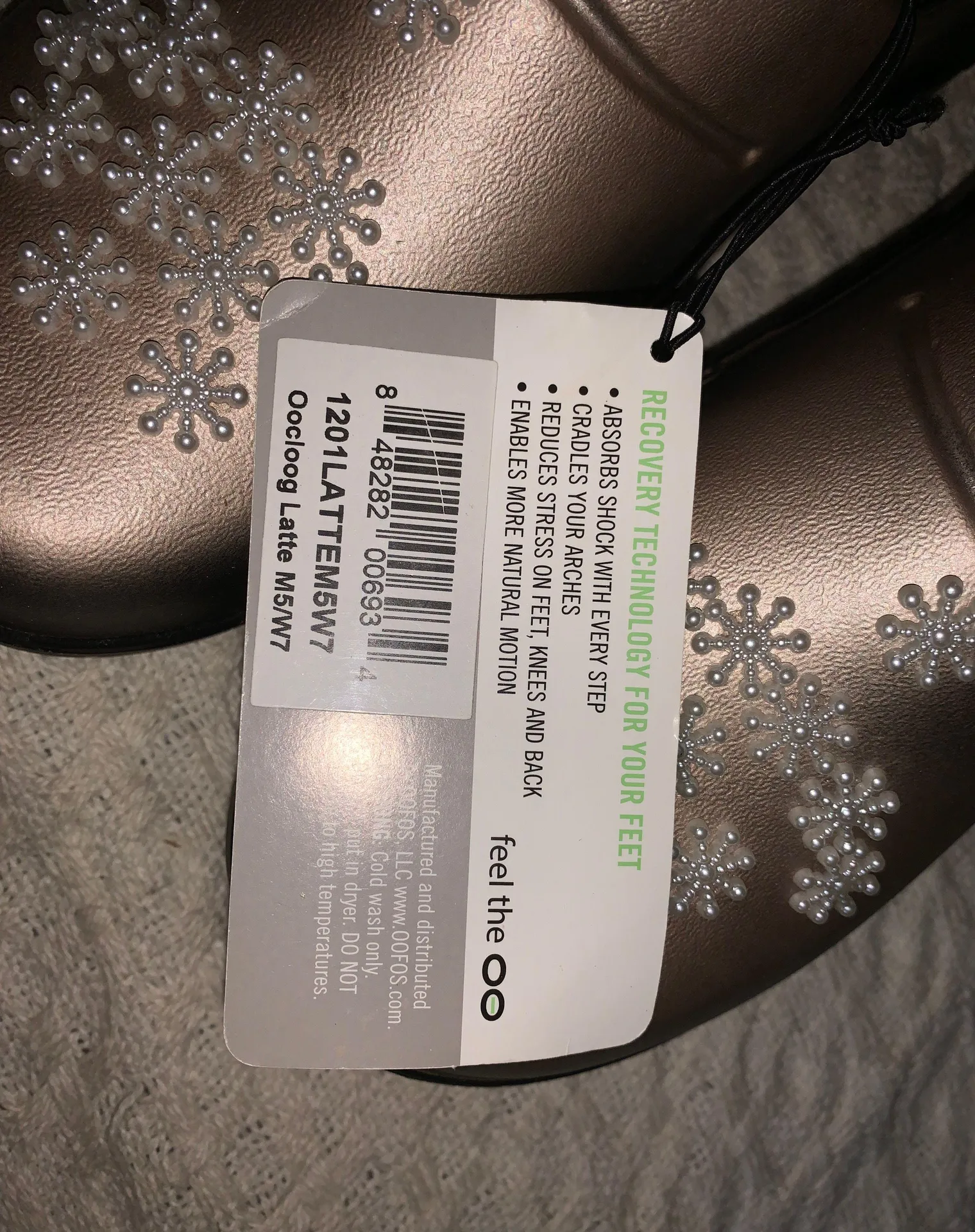 OOFOS Nursing Clogs - Image 2