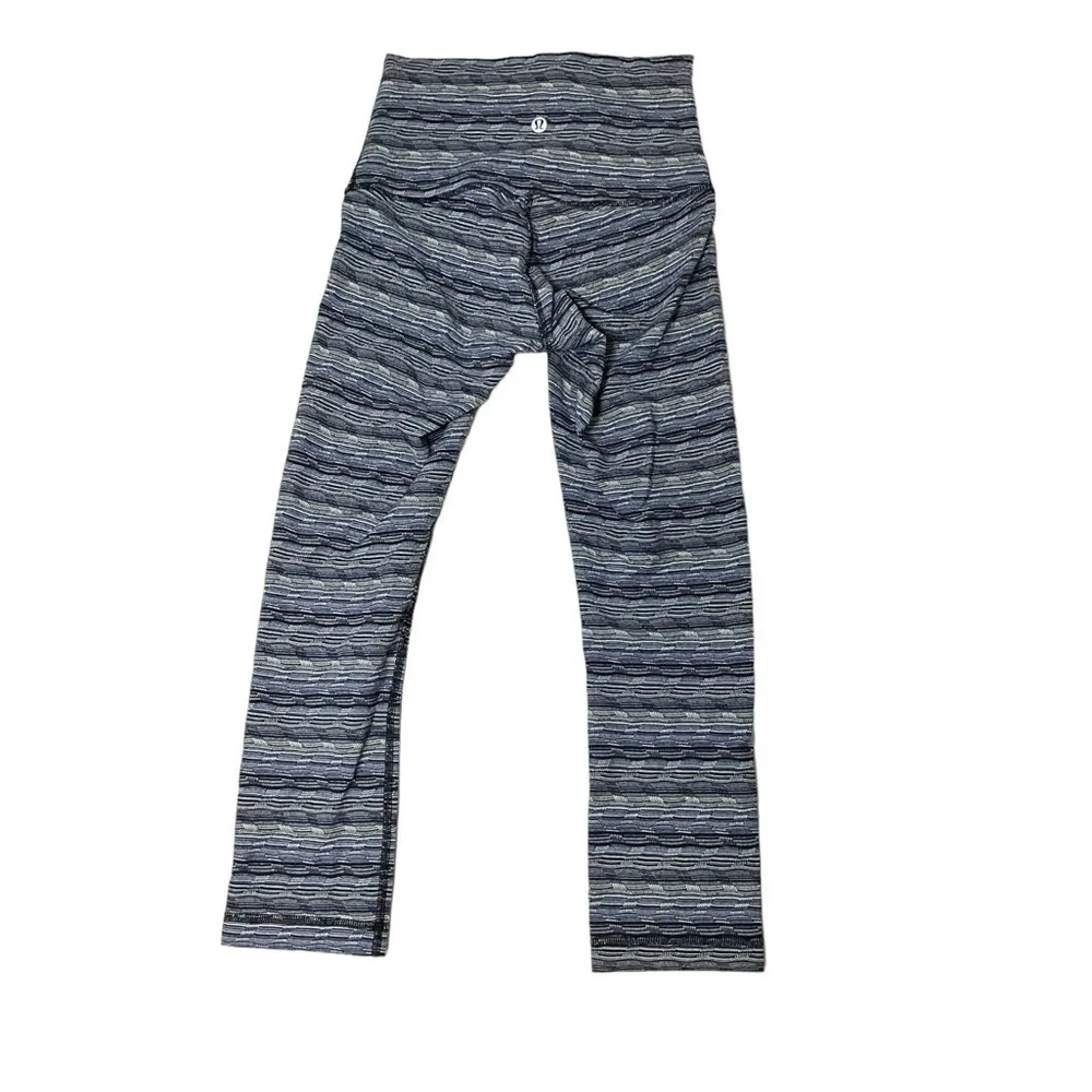 Lululemon Wunder under‎ crop leggings size 4 twist sapphire space dye high rise - Image 3