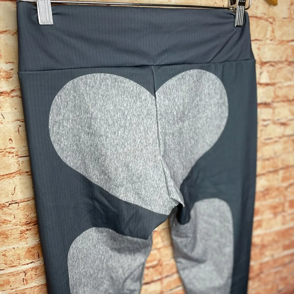 High Waisted Heart Shaped Booty Leggings Size undefined - Image 2