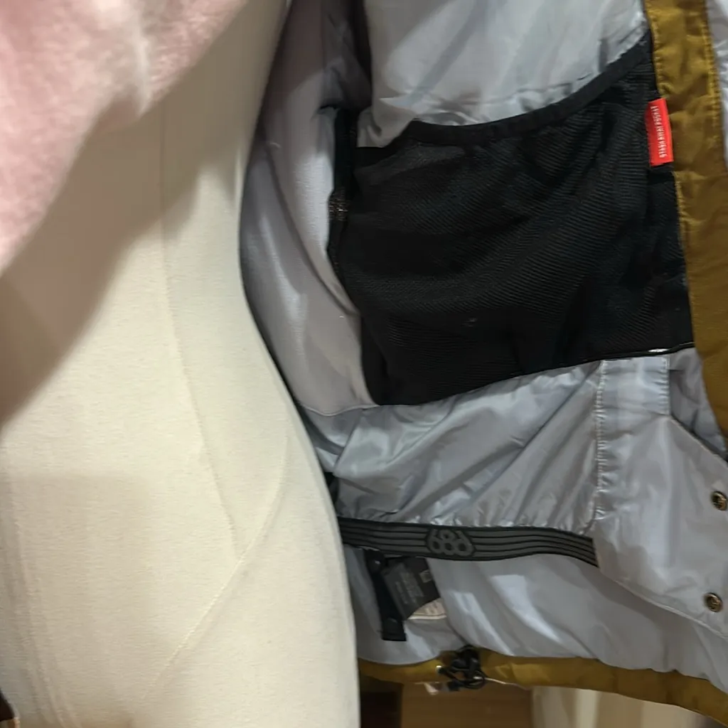 686 Women's Athena Insulated Jacket Brown - Image 6