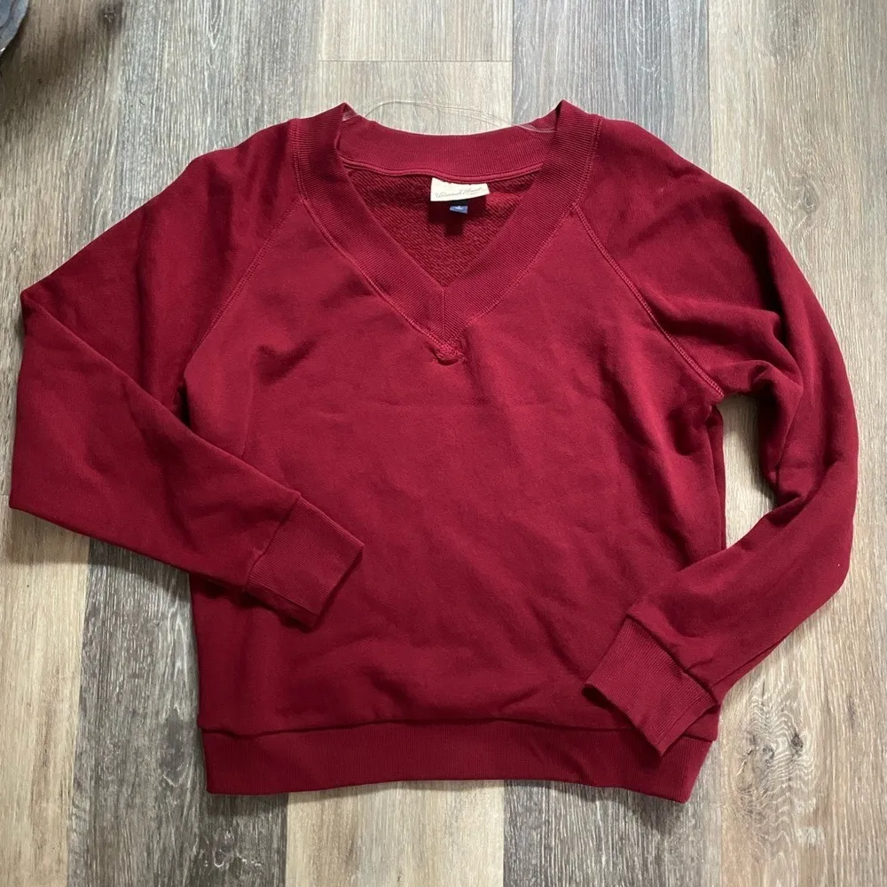 Universal Thread V-Neckline Red Sweatshirt Small Cozy Winter Layering Oversized - Image 3